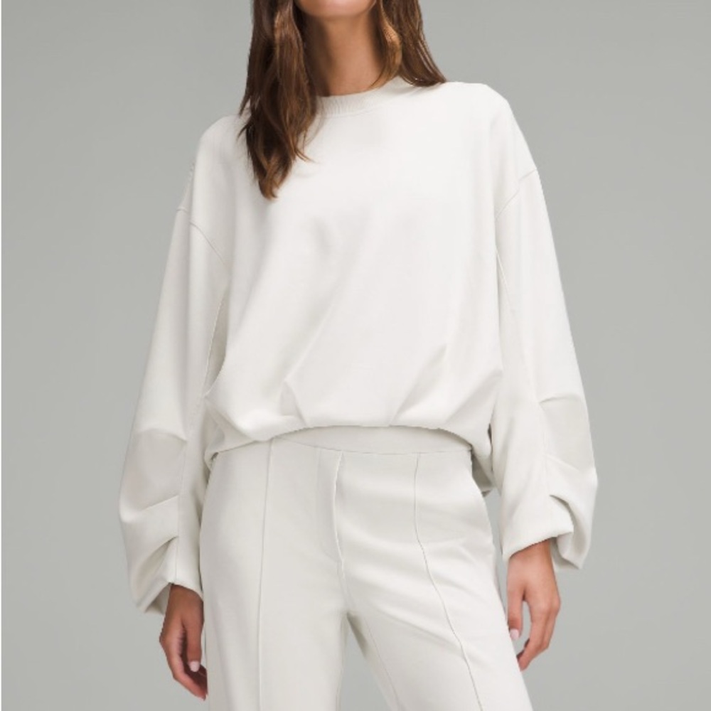 Lululemon softstreme voluminous pullover